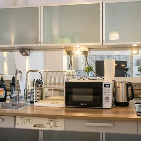 D.five Iranyi Apartment Budapest