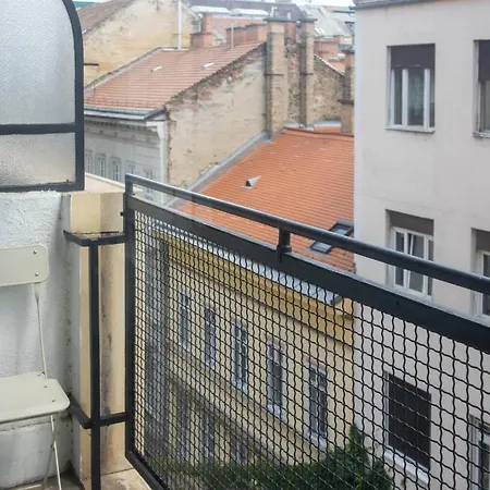 D.five Iranyi Apartment